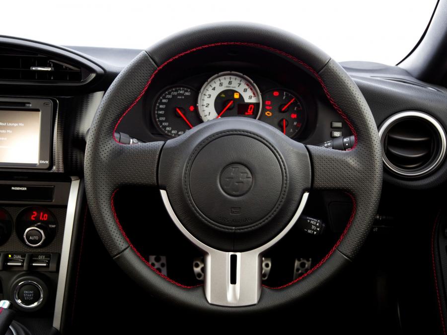  Toyota GT 86 GT 2012 года  (фото 12 из 12)